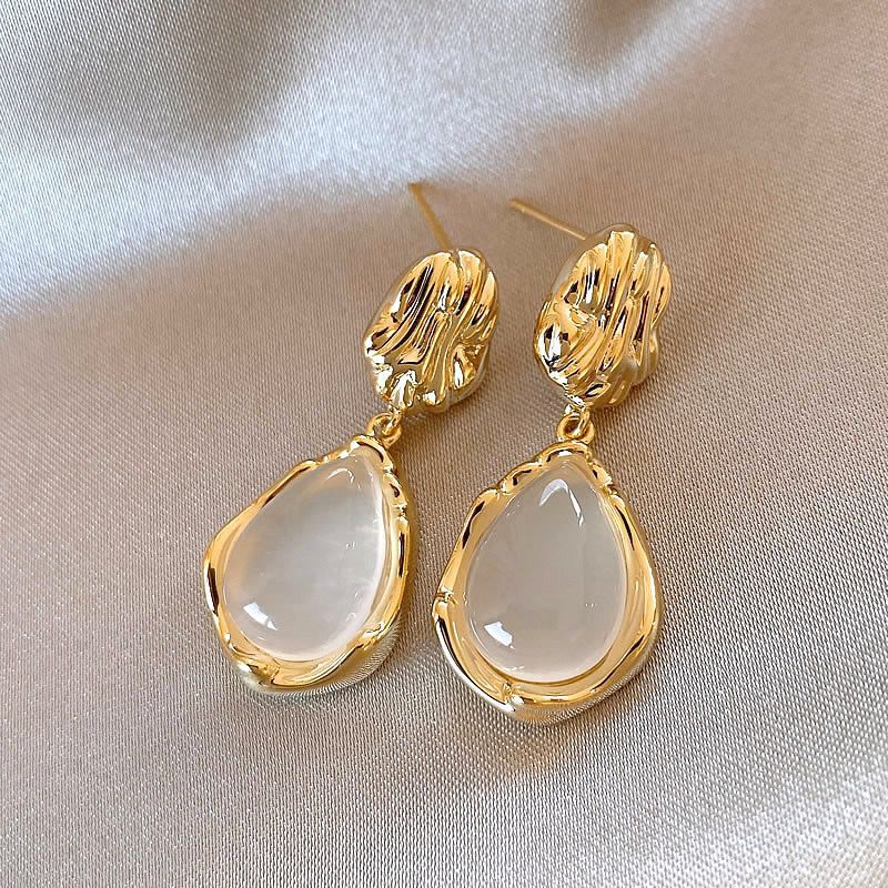 Women's Light Luxury Style Water Drop Irregular Ear Earrings