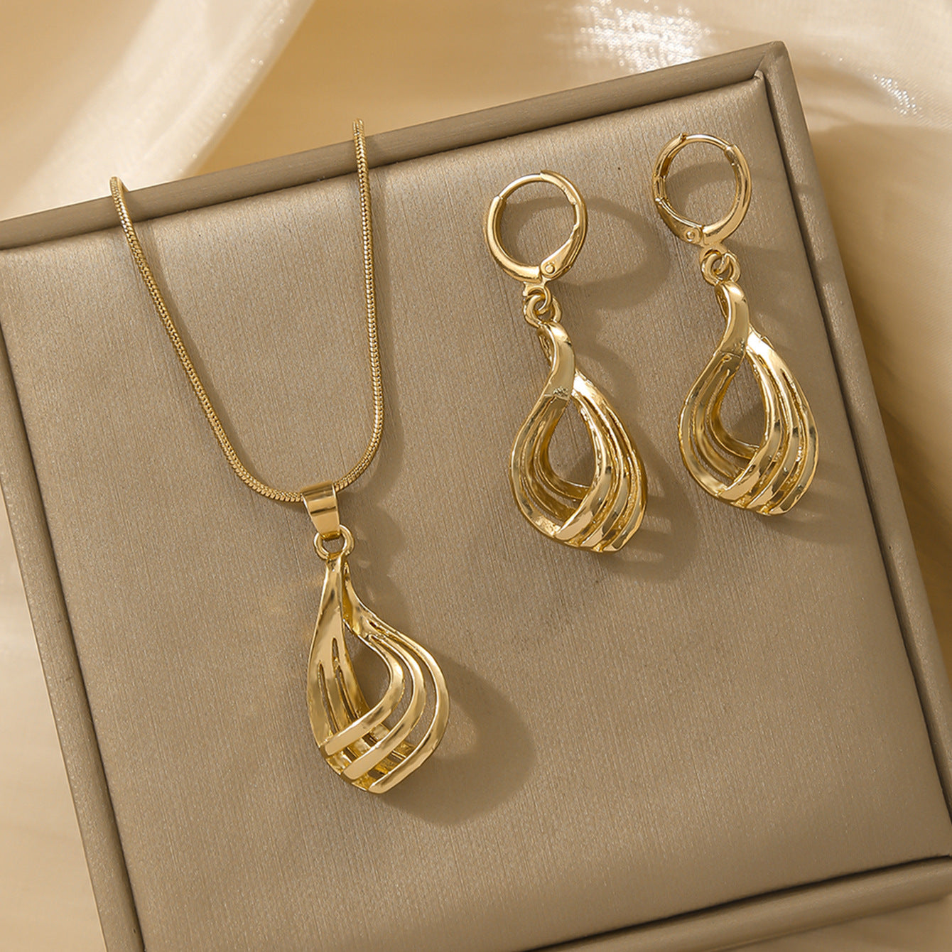 Peach Heart Suite High-grade Versatile Design Light Luxury Jewelry Set