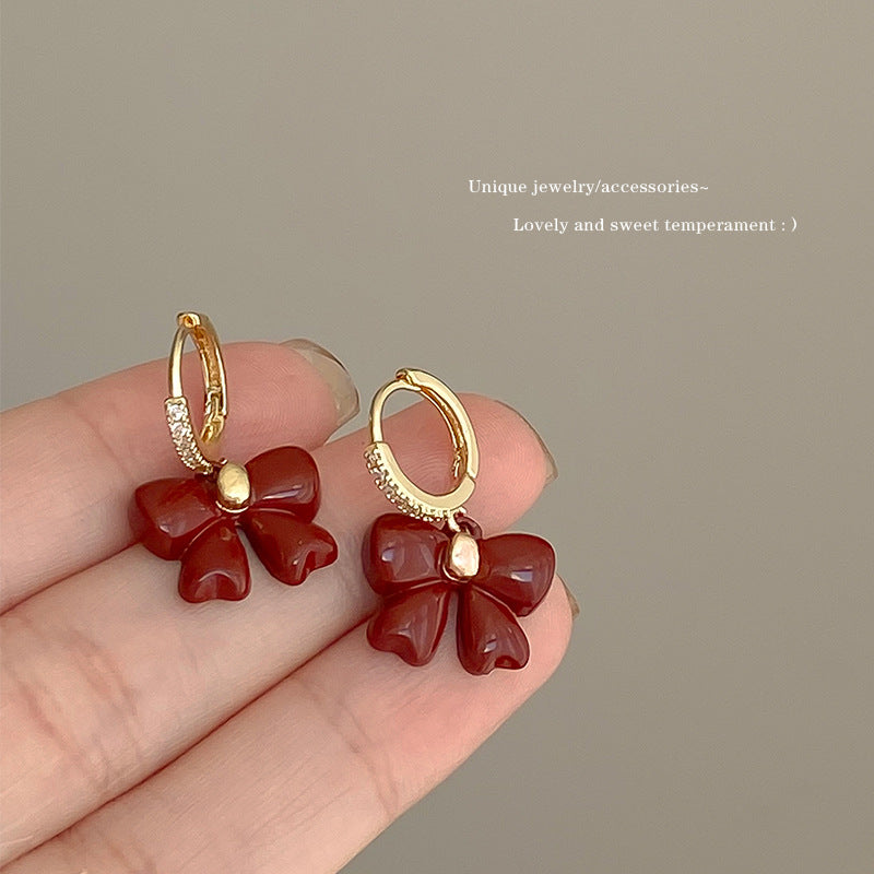 Women's Luxury Red Heart-shaped Ear Elegant Wild Earrings