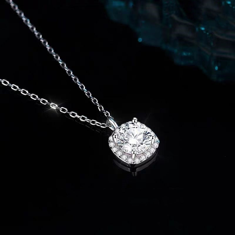 Cold Style Special Interest Light Luxury Necklaces