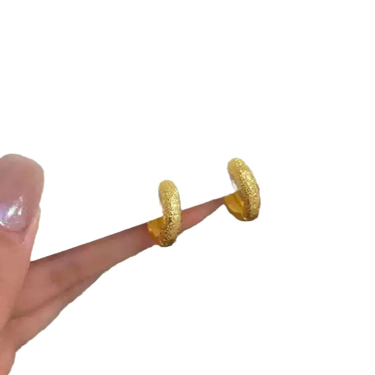 Gold Matte Texture Ear Clip Retro Exquisite Earrings