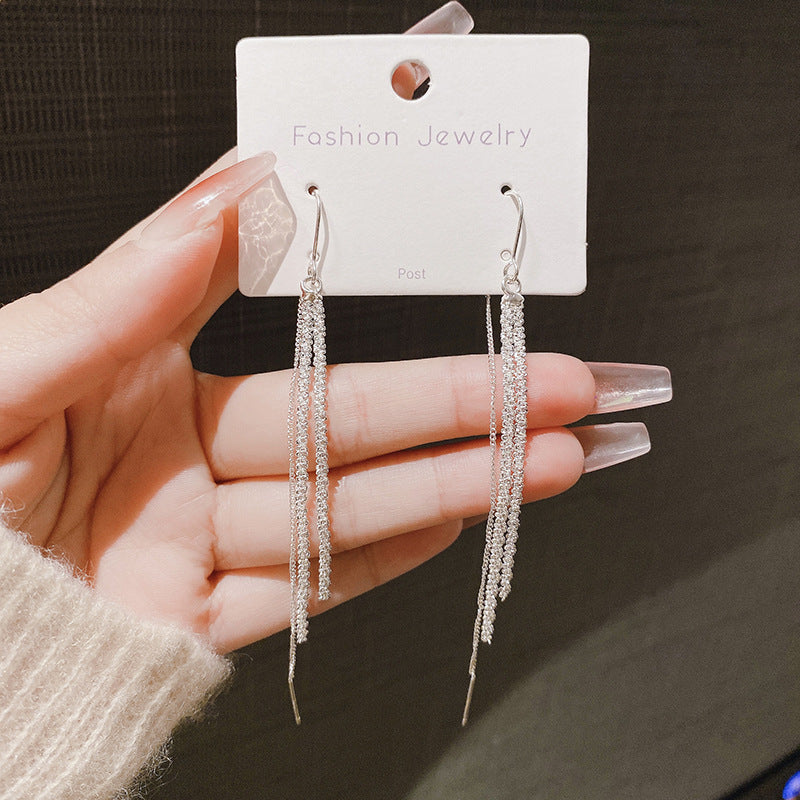 Women's Temperament Fashion Metal Sense Long Fringed Earrings