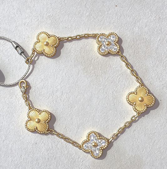 Gram Weight V Gold Clover High Version Pork Belly Pair Bracelets