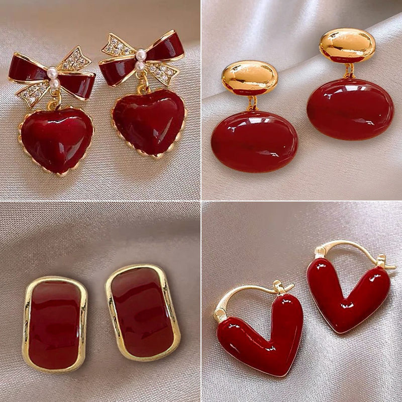 Women's Luxury Red Heart-shaped Ear Elegant Wild Earrings