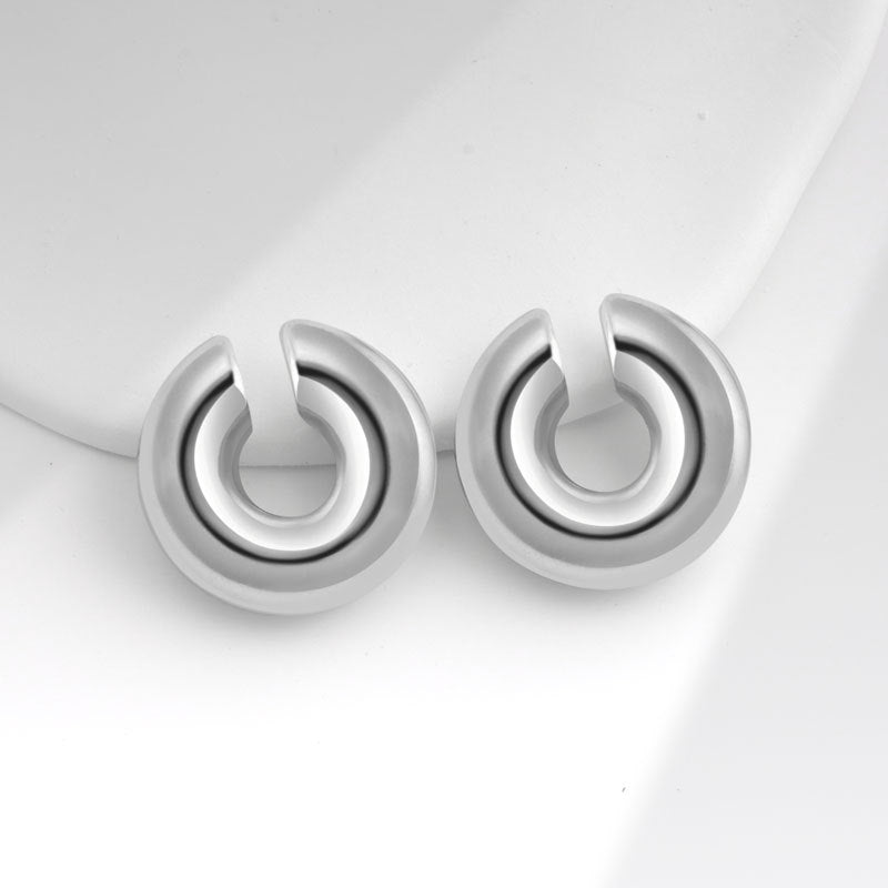 Shaped Tube Exaggerated Style Light Luxury Fashion Simple Niche Earrings