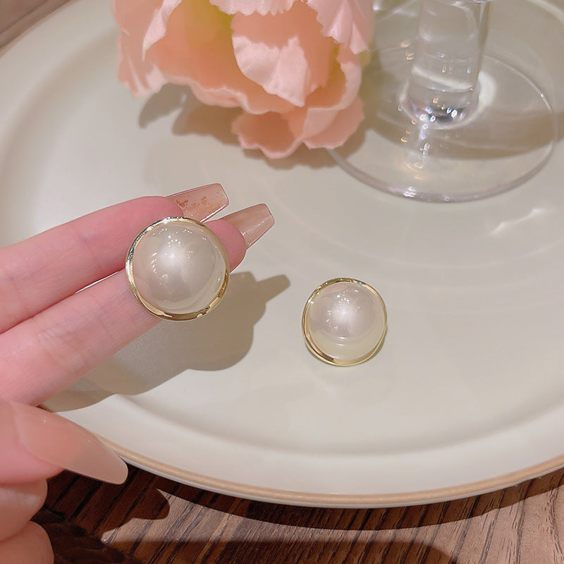 Women's Sier Needle Light Luxury Minority Pearl For Graceful Stud Earrings