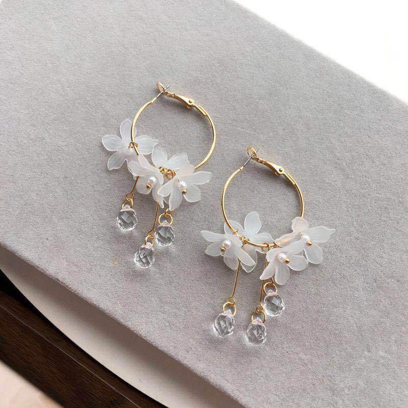 Round Personalized Crystal Small Flower Mori Earrings
