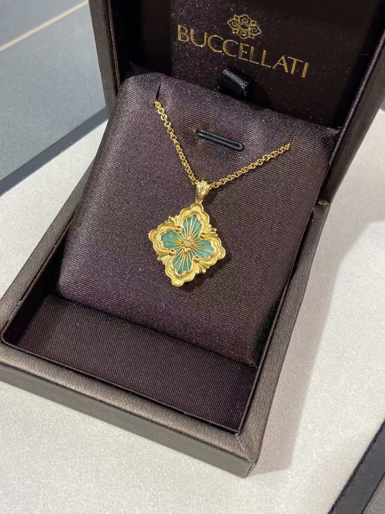 Cloth Opera House Clover Double-sided Light Necklaces