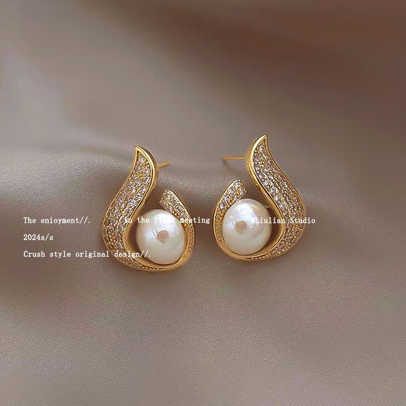 Pearl For Light Luxury Temperament High-grade Earrings