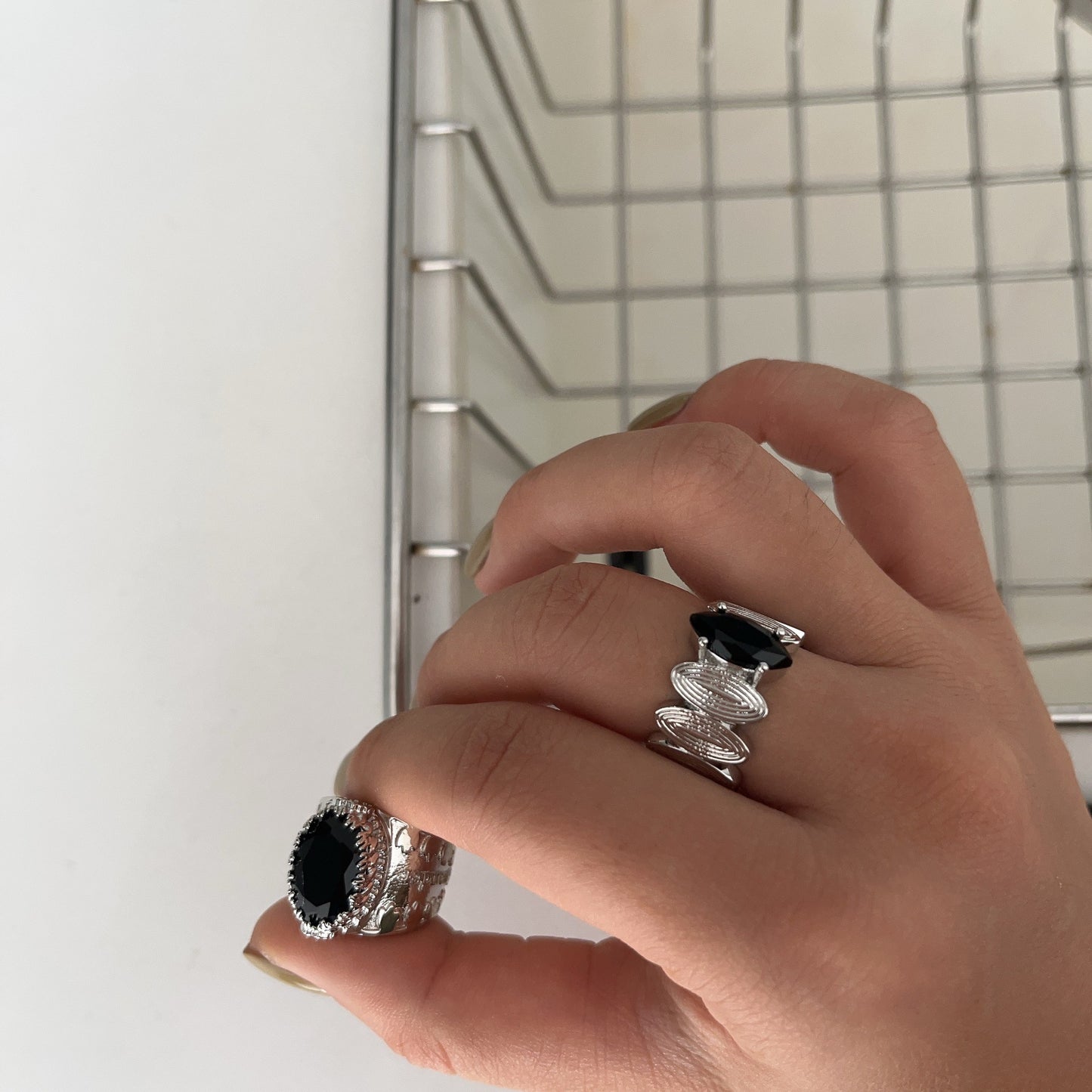 Niche Tassel Fireworks Index Finger Black Rings