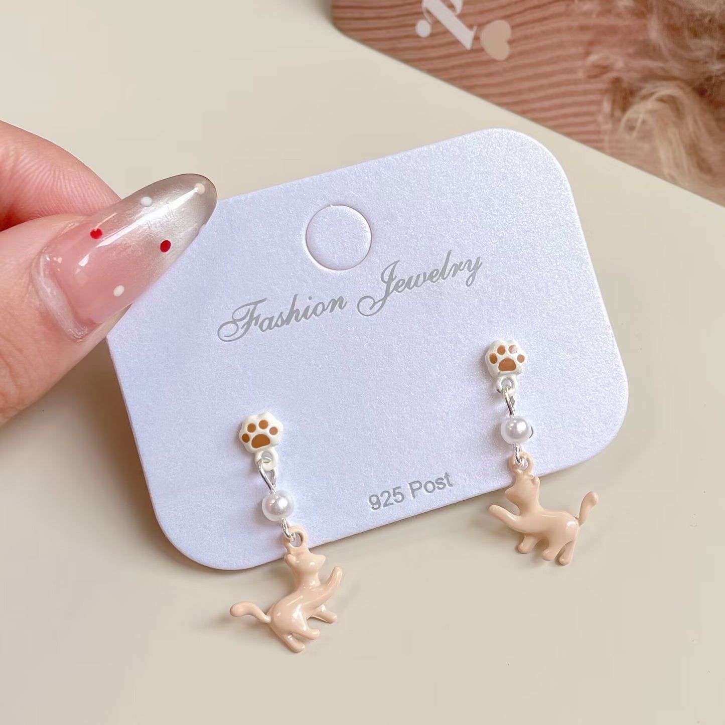 Women's Cat Sier Needle Cute Exquisite Cartoon Design Earrings