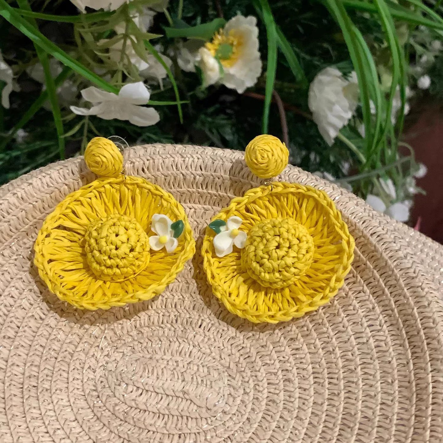 Flower Female Seaside Vacation Dopamine Fashion Temperament Earrings