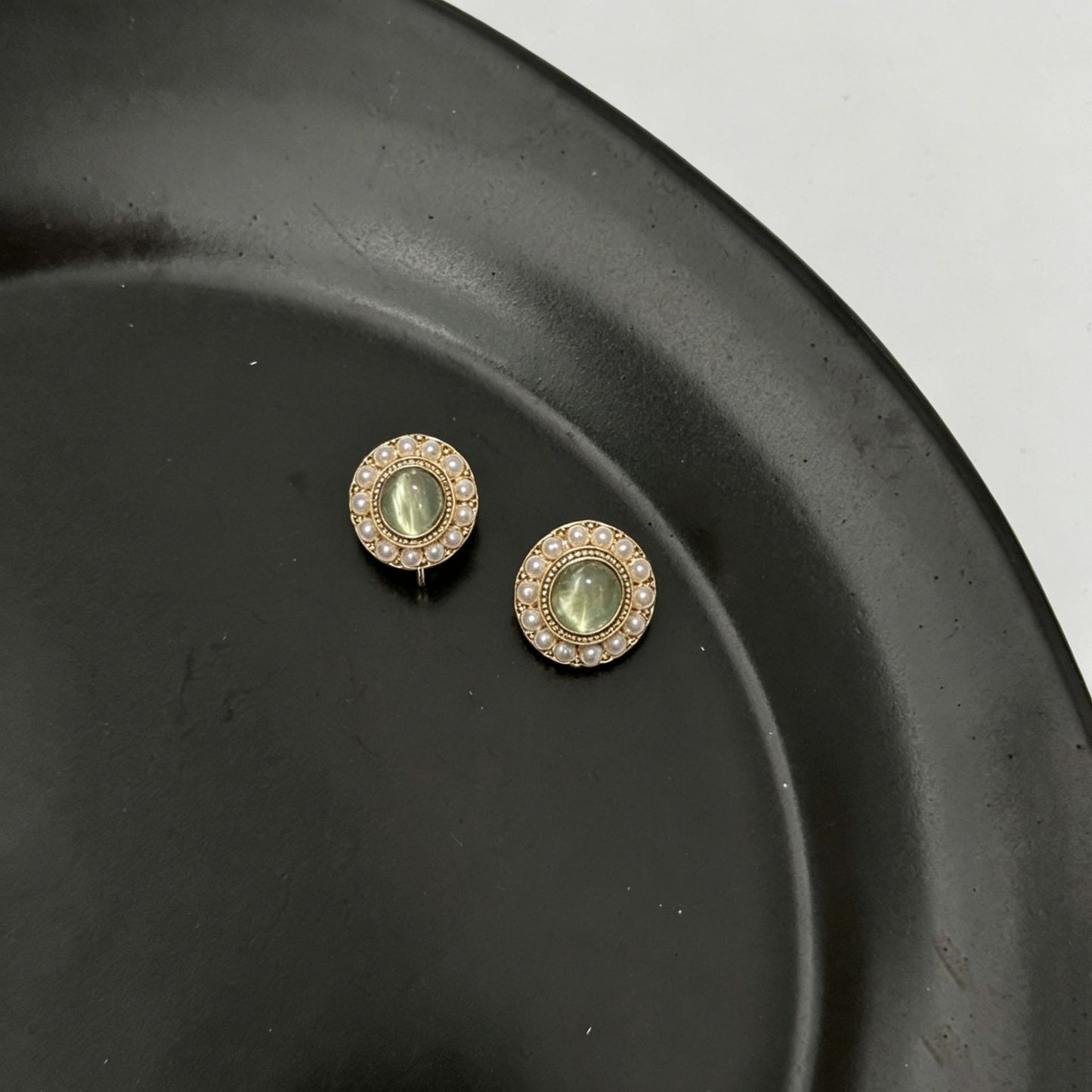 Women's Fairy Sweet Flower Earless Mosquito Coil Niche High-grade Ear Clip