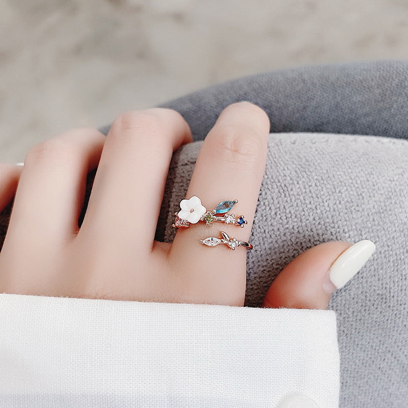 Women's High-grade Sweet Love Heart Flowers Open Rings