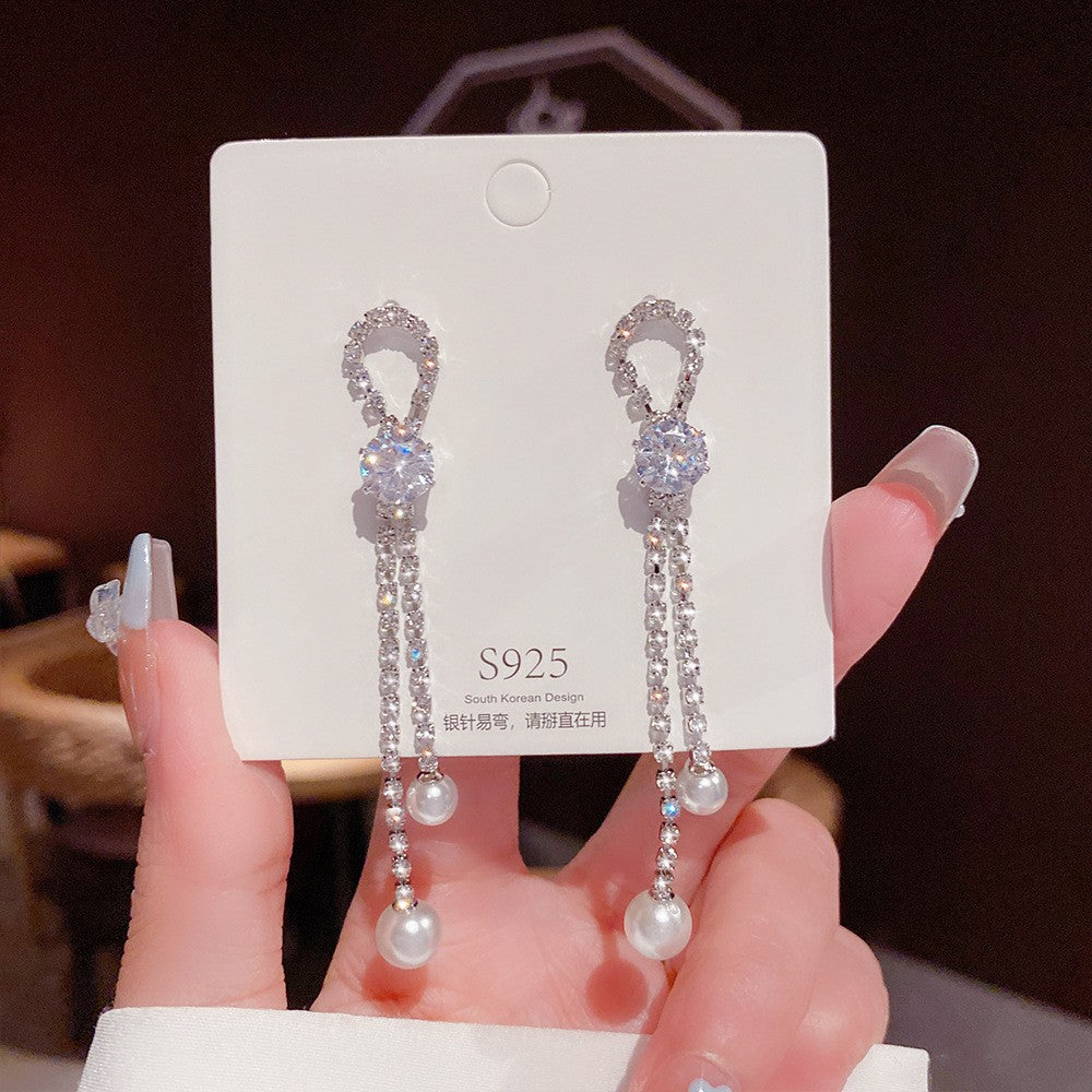 Women's Vintage Tassel Diamond High-grade Ear Minority Earrings