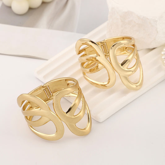 Women's Popular Exaggerated High Quality Alloy Fan-shaped Symmetrical Bracelet