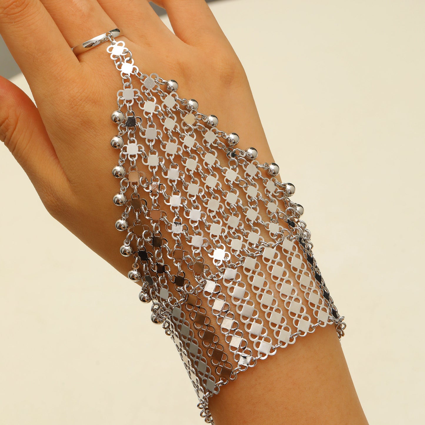 Butterfly Love Pearl Finger Hip Hop Exaggerated Bracelets