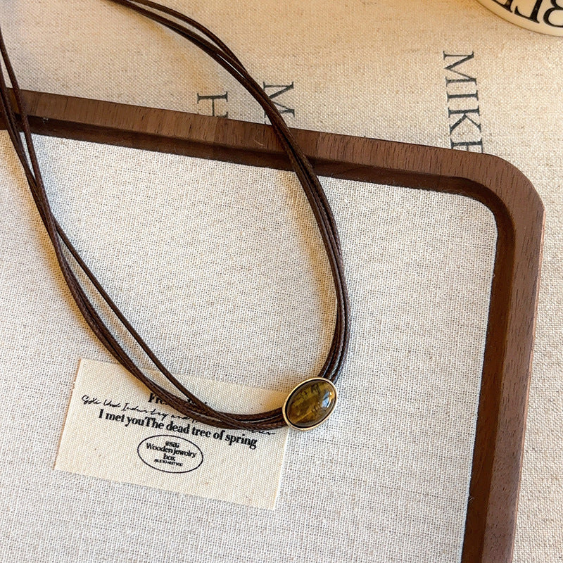 Women's Tiger Eye Chinese Style Twin Niche Graceful Clavicle Necklaces