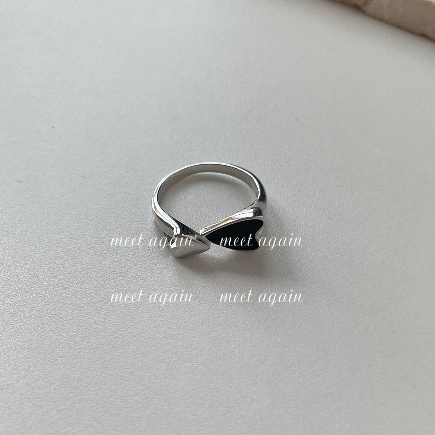 Black Love Heart-shaped Sweet Cool Style Design Sense Niche Ring