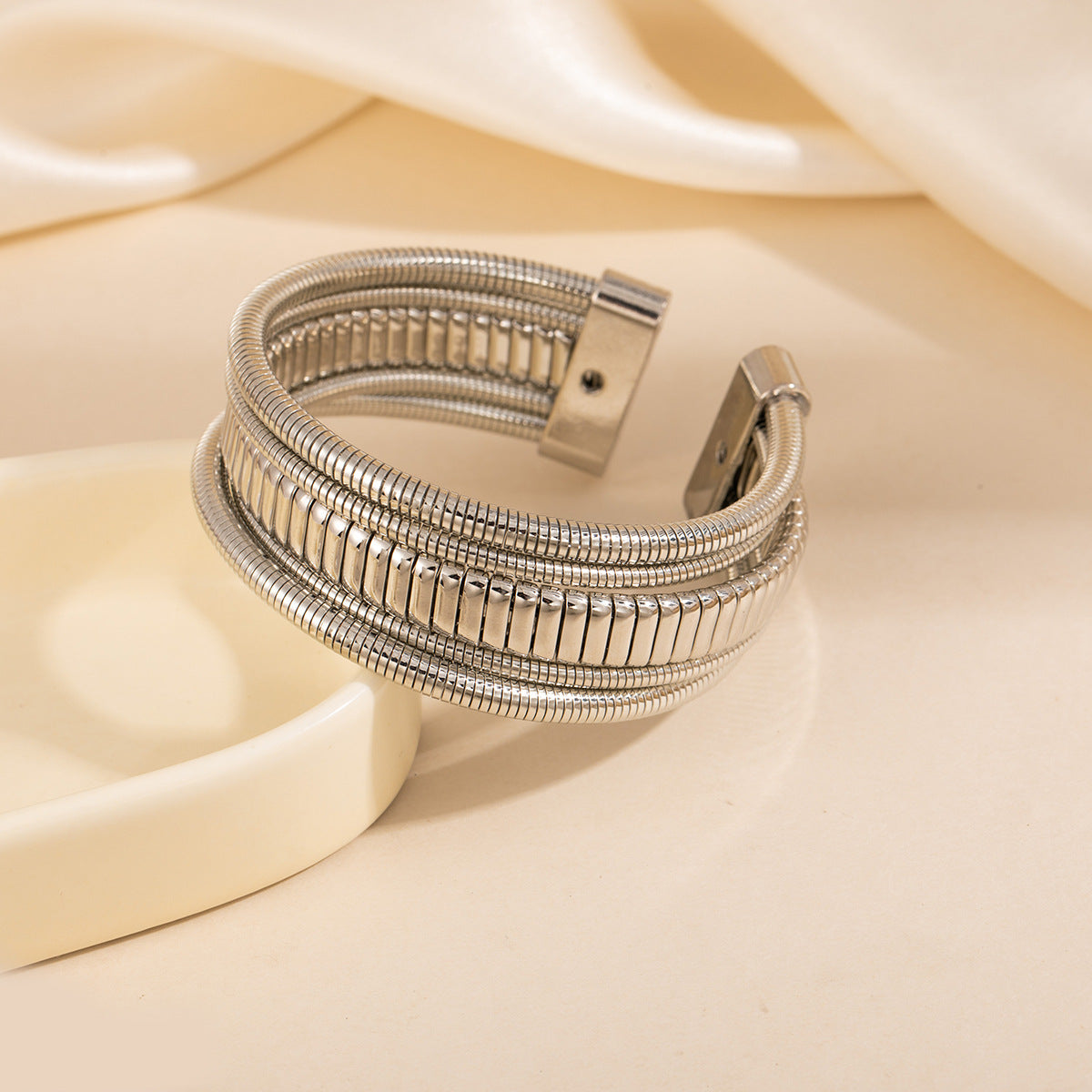 Women's Open-ended Exaggerated Personalized Winding Vertical Stripes Elastic Refreshing Bracelets