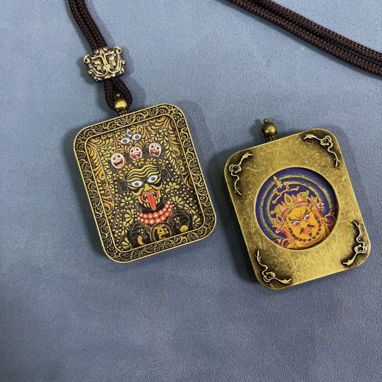 Double-sided Home Twee Zodiac Eight Patron Saints Scenic Pendants