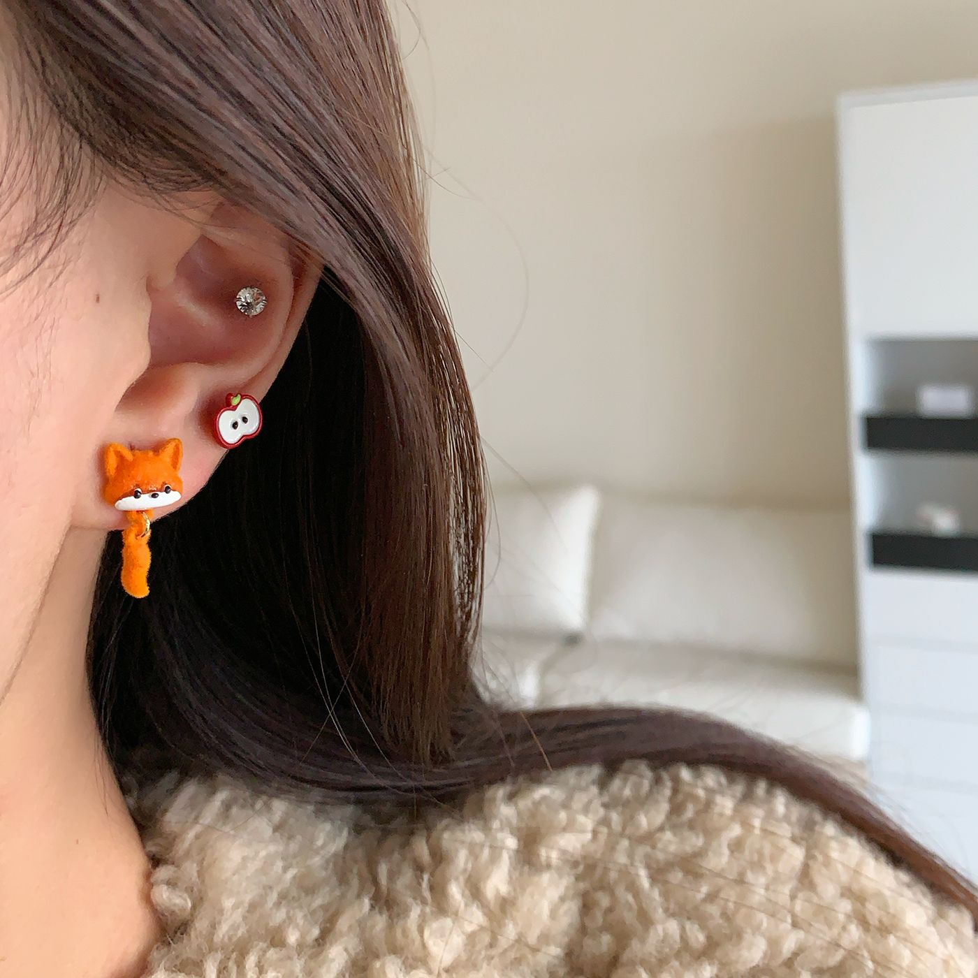 Cartoon Oil Dripping Fox Female Sier Needle Small Fun Animal Earrings