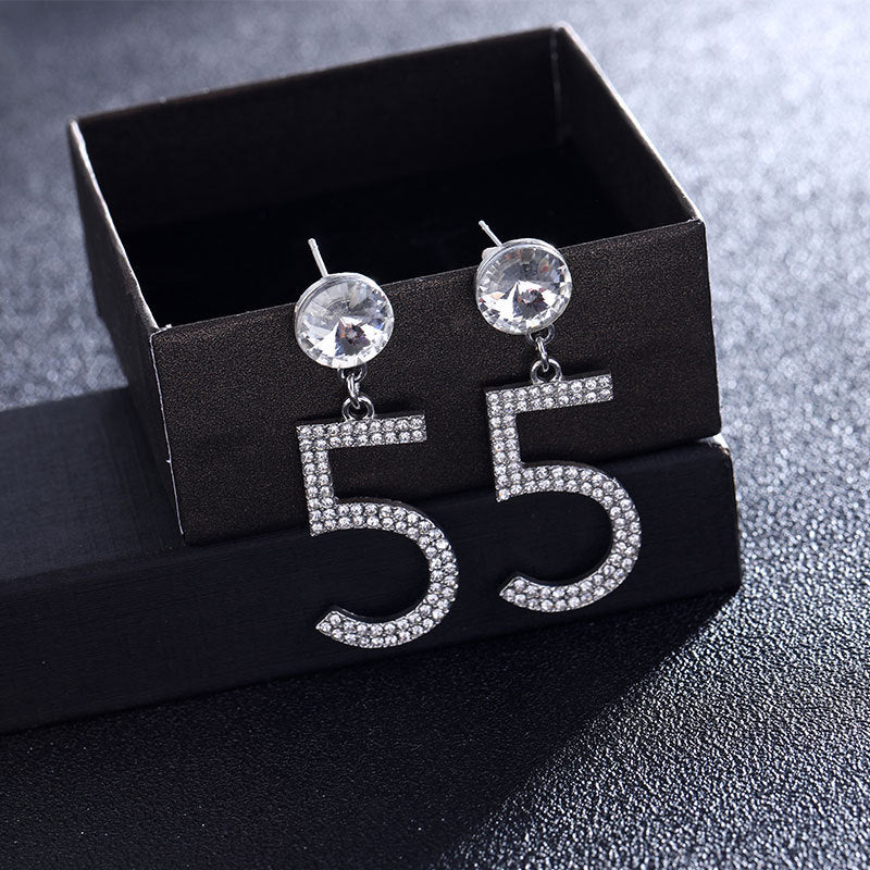 Dignified Simple Metal Woven Hollow Personality Texture Earrings