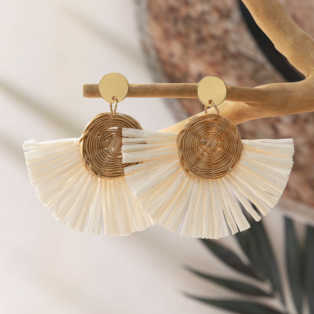 Women's Vacation Style Rattan High-grade Niche Raffia Earrings