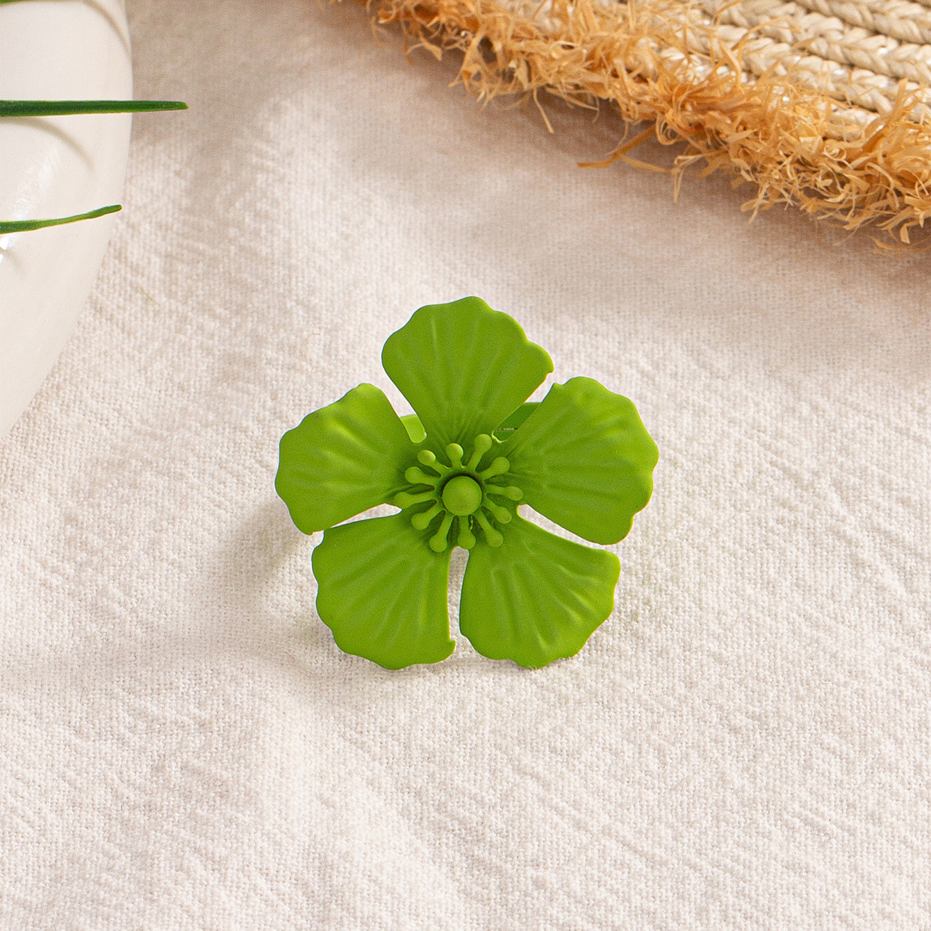 Spray Paint Flower Design Retro Luxury Rings