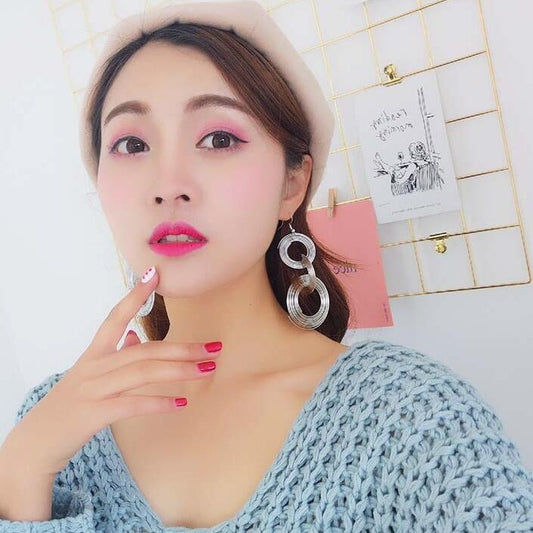 Geometric Metal Circle Exaggerated Female High-grade Cold Earrings