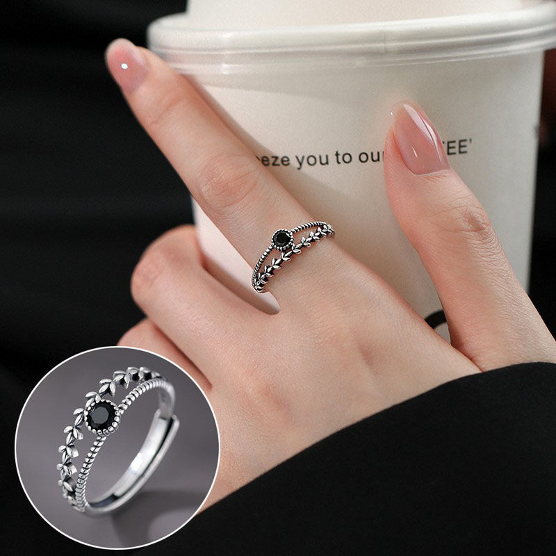 Dignified Geometric Lines Winding Sier Opening Rings