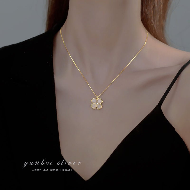 Women's Opal Clover Light Luxury Minority Design Necklaces