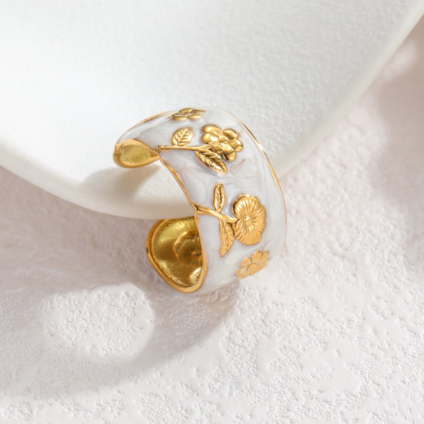 Fashion Stainless Steel Gold Drop Oil Rose Female Style Ring