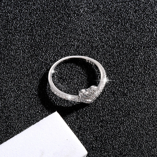 Ing Bone Hollow Jeweled Heart-shaped Simple Rings