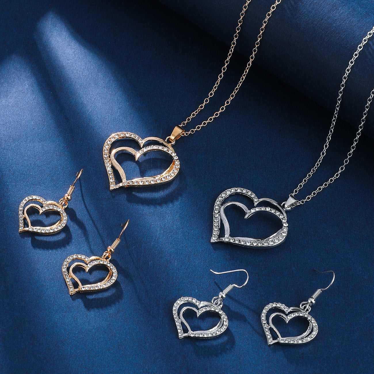 Women's Fashion Personalized Alloy Diamond Studded Hollow Jewelry Set