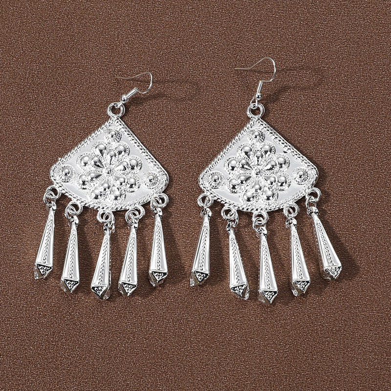 Sier Family Minority Ethnic Style Tourist Attractions Earrings