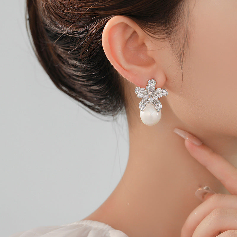 Women's Pearl Light Luxury High-grade Delicate Sier Earrings