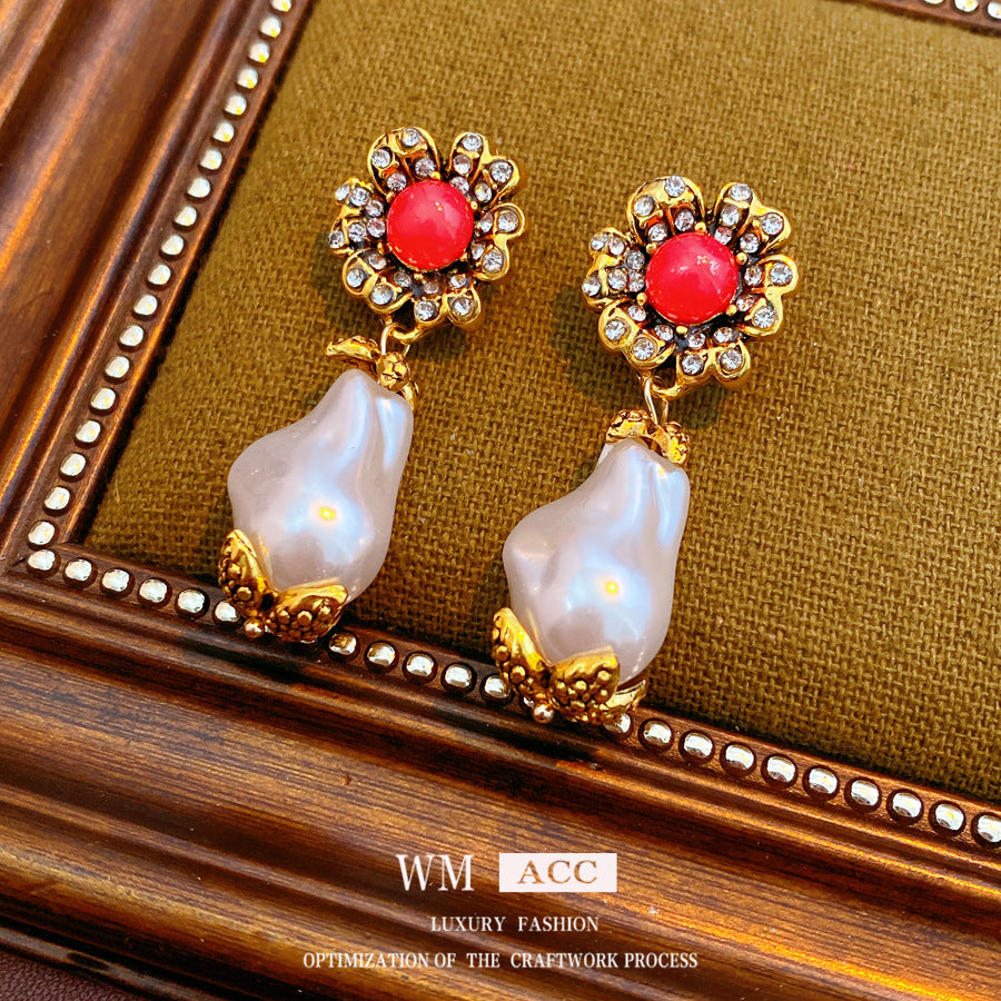 Women's Diamond Flower Pearl Light Luxury Minority Clavicle Necklaces