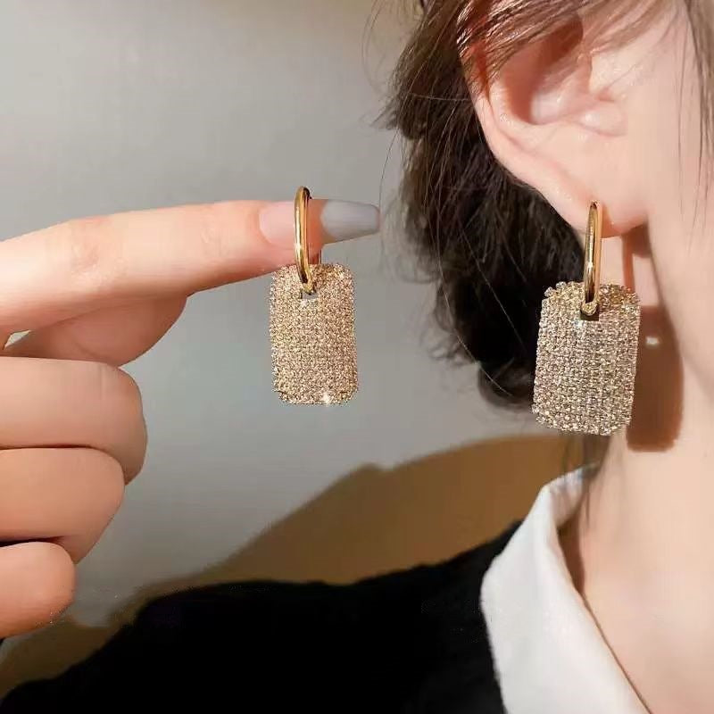 Women's Luxury High-grade Square Tassel Elegant Sweet Earrings