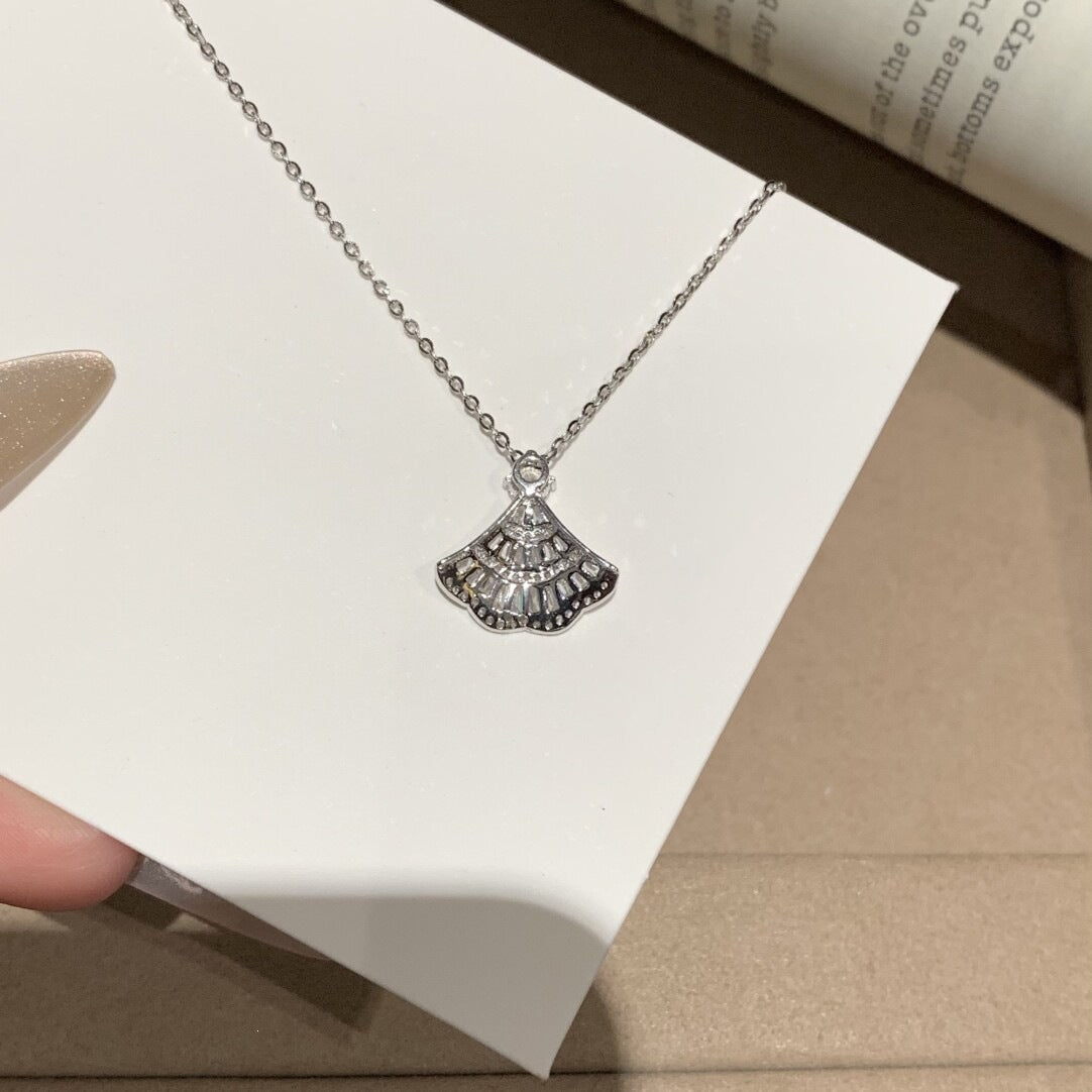 Light Luxury Minority Full Diamond Flashing Small Sier Skirt Necklace