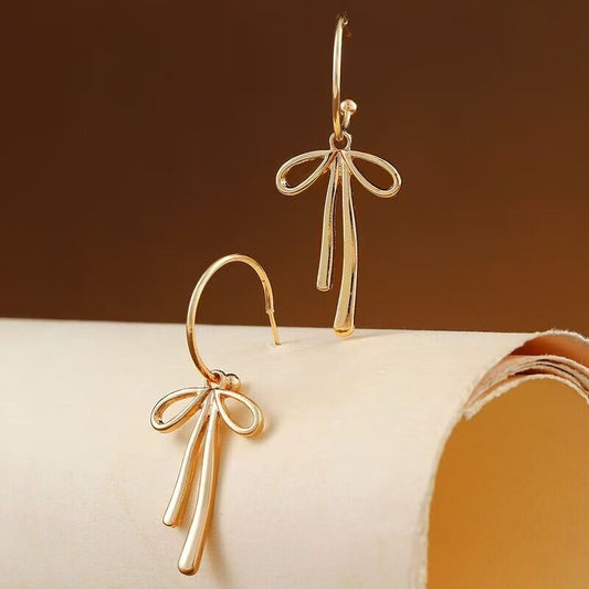 Women's Style Metal Bow Matte Gold Line Stud Earrings