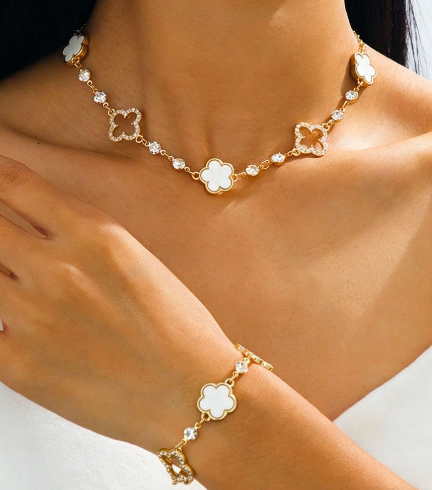 Women's Fashion High Sense Lucky Diamond Four-leaf Clover Necklace