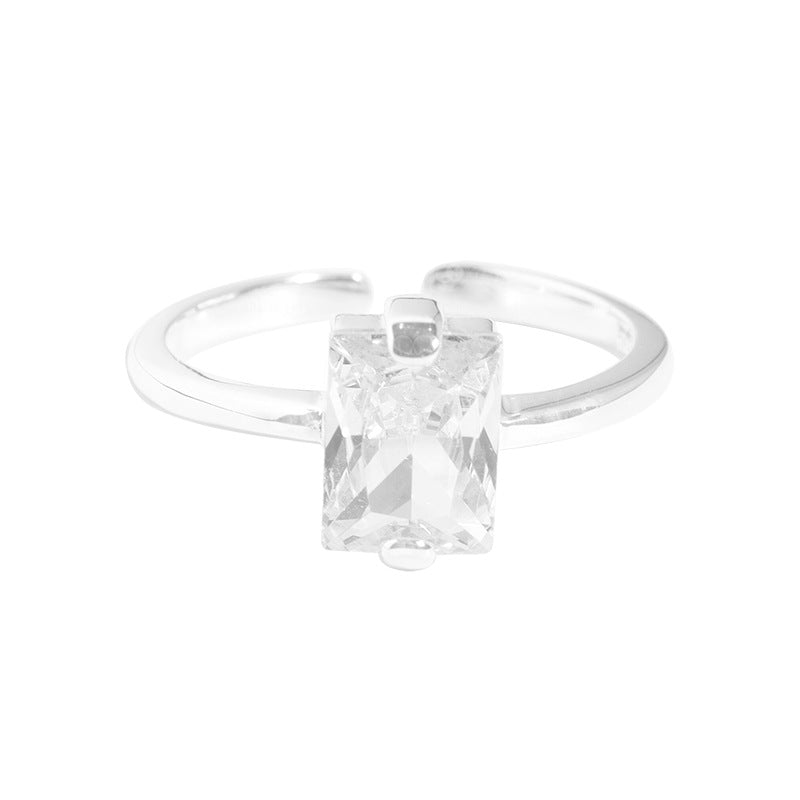 Women's Design Claw Inlaid White Zircon Set Sterling Rings