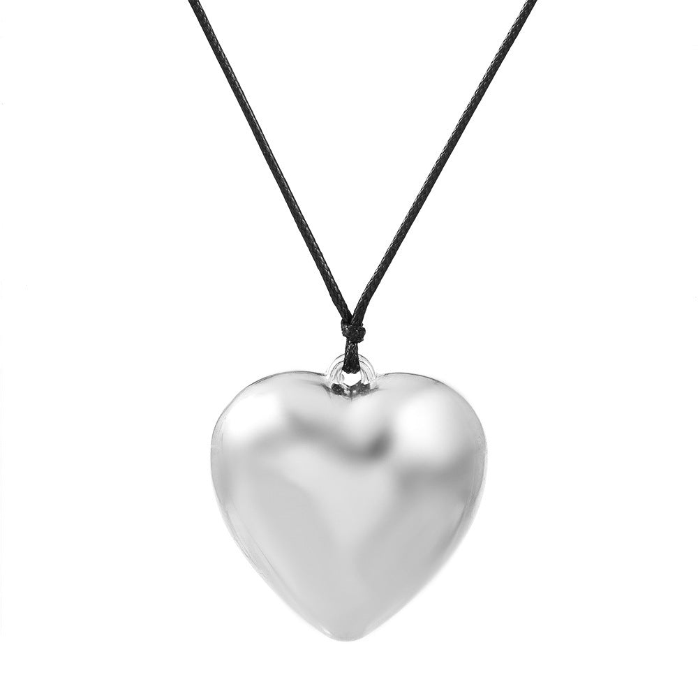 Women's Fashion Large Glossy Three-dimensional Love Thick Necklaces