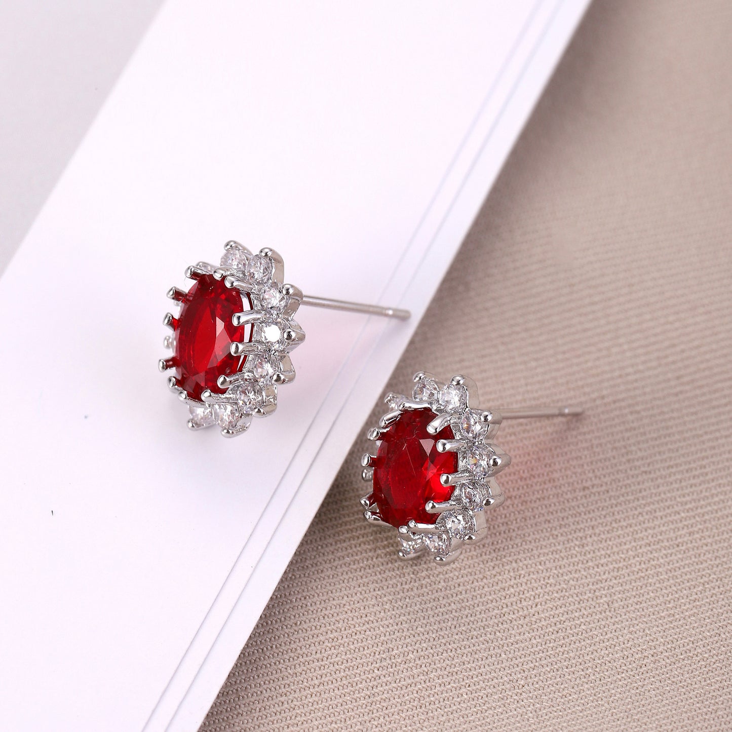 Copper Inlaid Zircon Elegant Ruby Emerald Oval Sun Rings