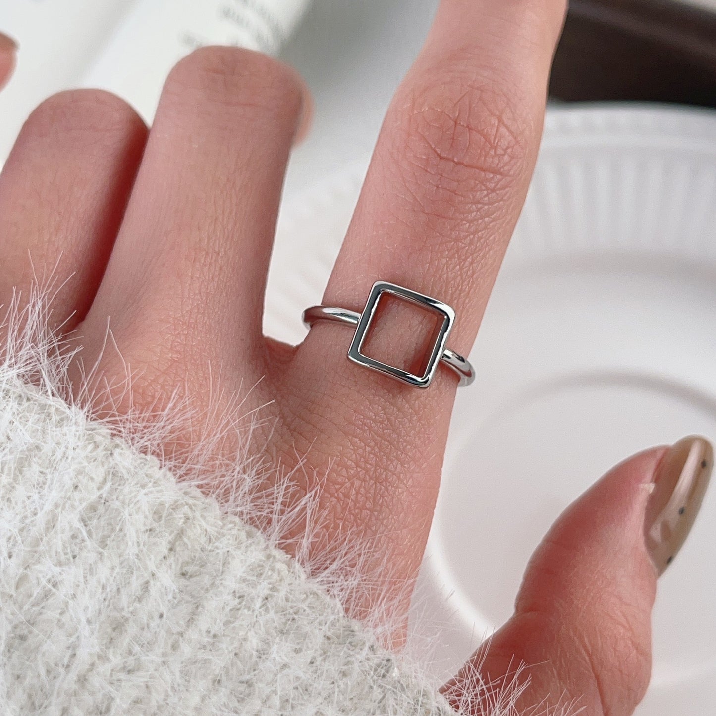 Women's Retro Style Cross With Skull Stitching Open Love Ring