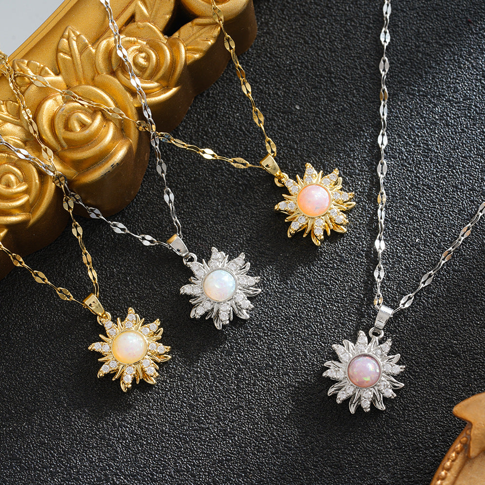 Women's Rotating Exquisite Sunflower Light Luxury Minority Necklaces