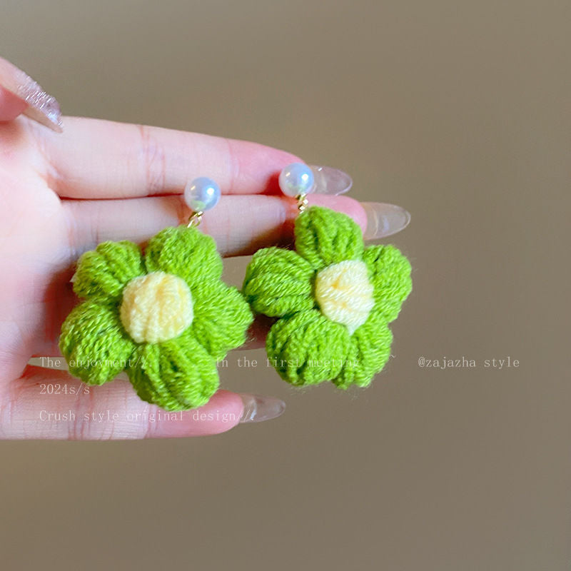 Women's Flower For Early Autumn Sweet Temperamental Fashion Earrings