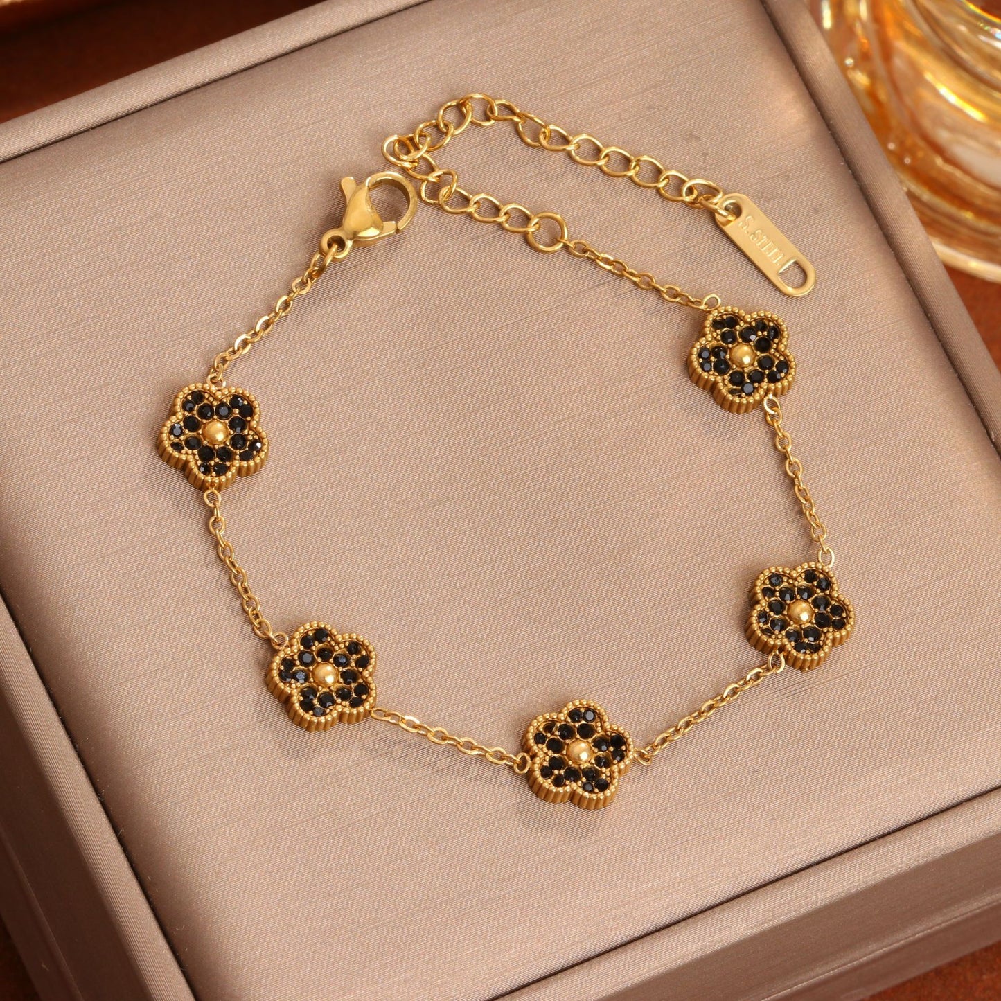 Five-leaf Flower Titanium Steel Plated Furnace Gold Color Bracelets