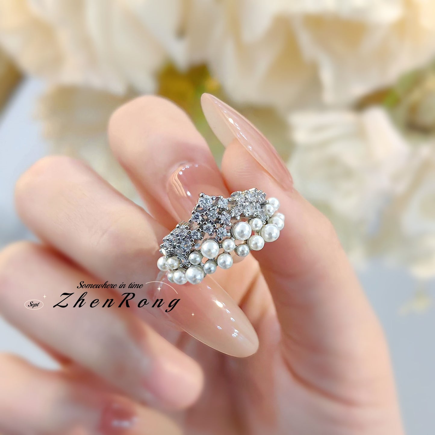 Women's Crown Pearl Simple Classic Style Starry Sky Rings